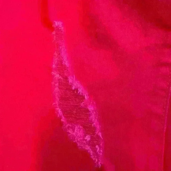 GAP GIRLFRIEND COUPE RED Crop distressed JEANS 6 - Picture 4 of 5